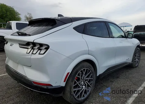 2023 Ford Mustang Mach-E Gt z USA, uszkodzony, nr VIN 3FMTK4SX5PMA09496